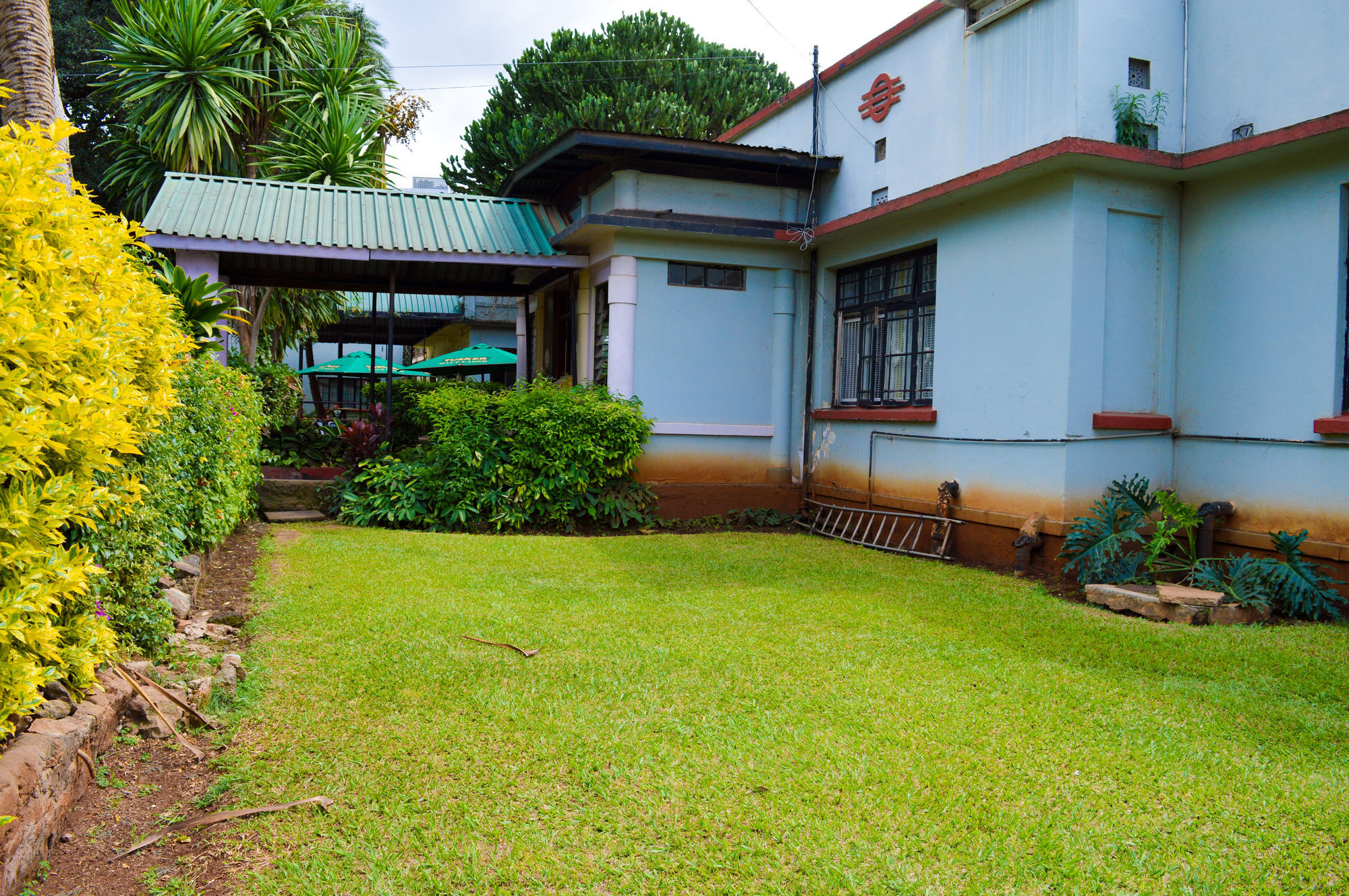 Impala Hotel Parklands Nairobi Exterior photo